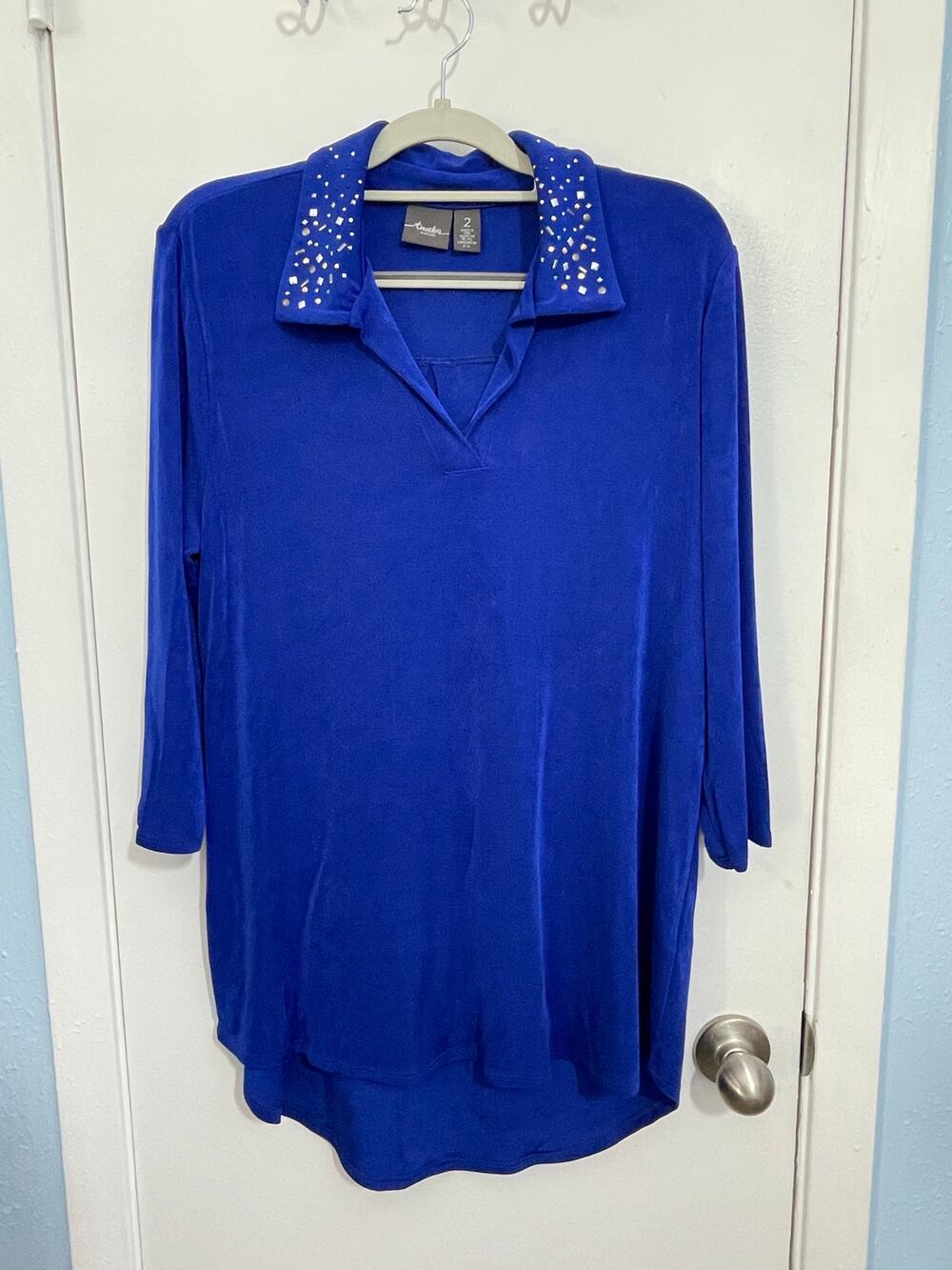 Chico's Tunic Blouse Large Royal Blue Beaded Collar Liquid Knit Office Siren